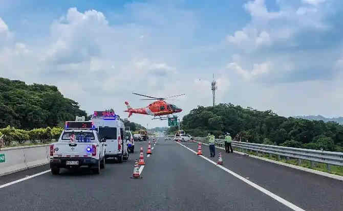道县高速公路汽车救援案例